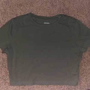 2 cropped wild fable t shirts